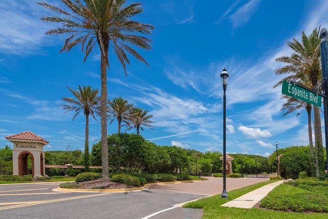 300 S La Crescenta Drive, St Augustine, FL 32080