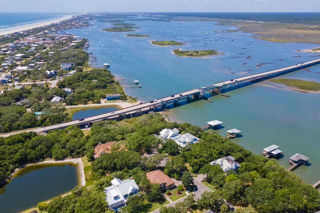 300 S La Crescenta Drive, St Augustine, FL 32080