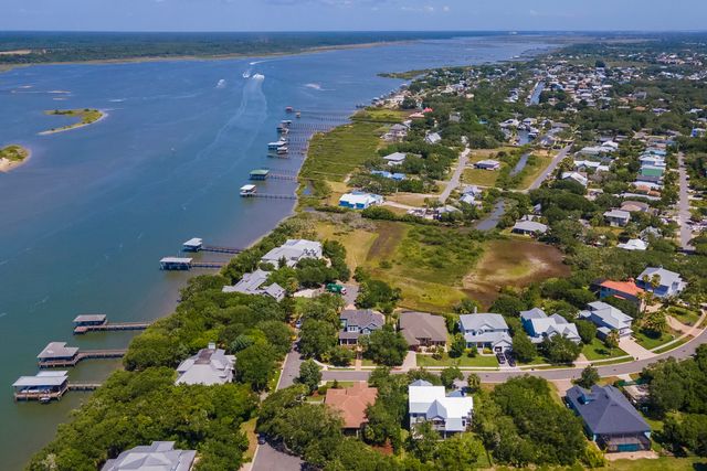 300 S La Crescenta Drive, St Augustine, FL 32080