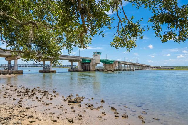 300 S La Crescenta Drive, St Augustine, FL 32080