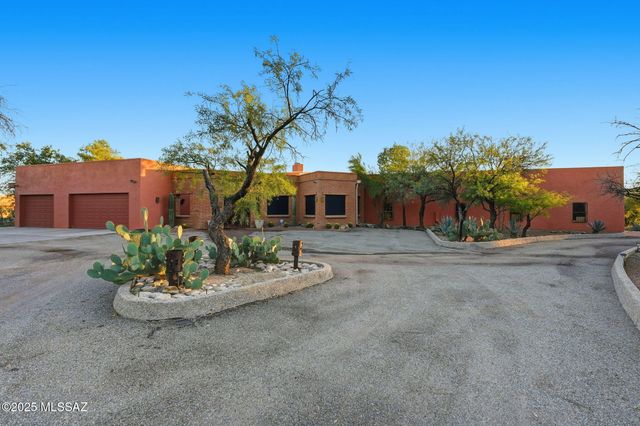 2855 W Lambert Lane, Tucson, AZ 85742