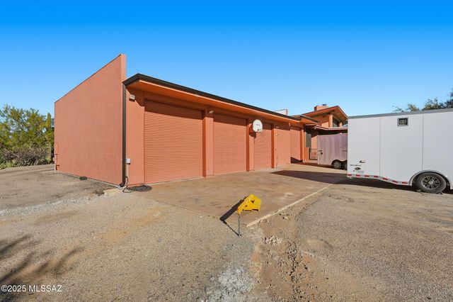 2855 W Lambert Lane, Tucson, AZ 85742