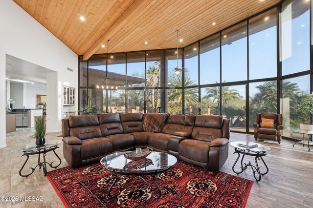 2855 W Lambert Lane, Tucson, AZ 85742