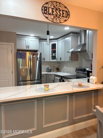 108 Manchester Court, Red Bank, NJ 07701