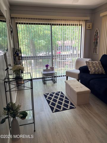 108 Manchester Court, Red Bank, NJ 07701