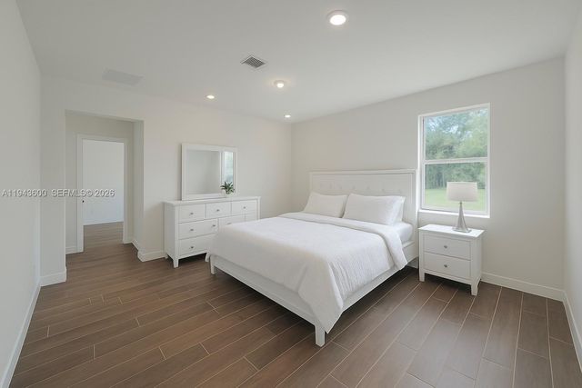 2099 NE Cedar St, Jensen Beach, FL 34957