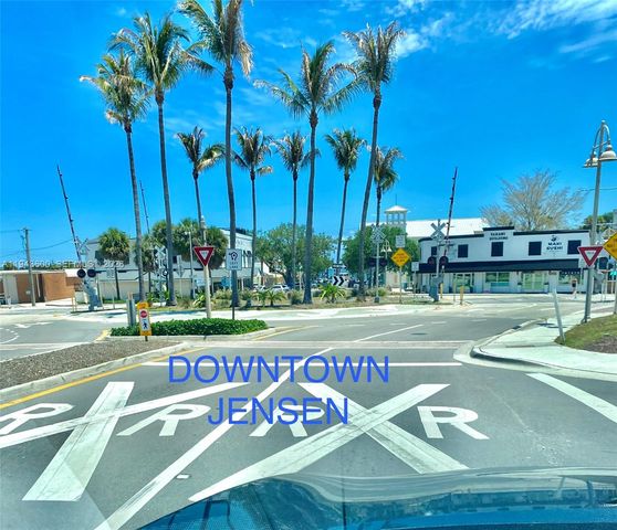 2099 NE Cedar St, Jensen Beach, FL 34957