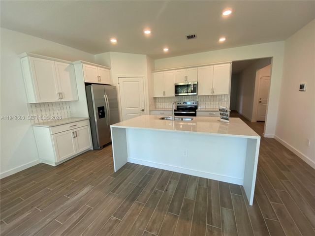 2099 NE Cedar St, Jensen Beach, FL 34957