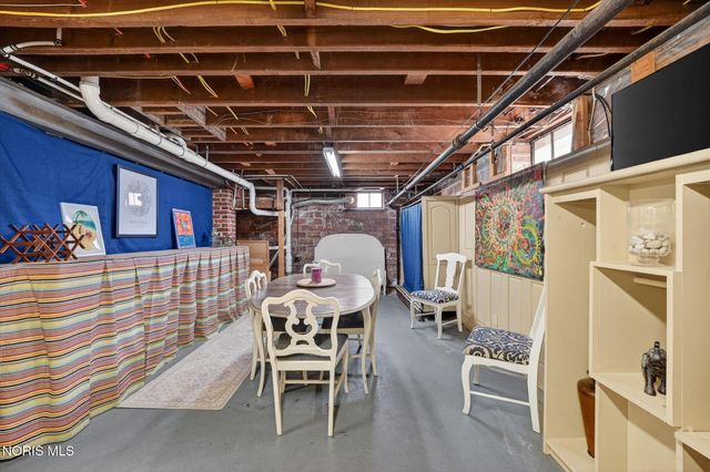 2947 Darlington Road, Toledo, OH 43606