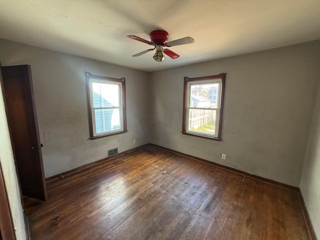 436 Larcomb Avenue, Columbus, OH 43223