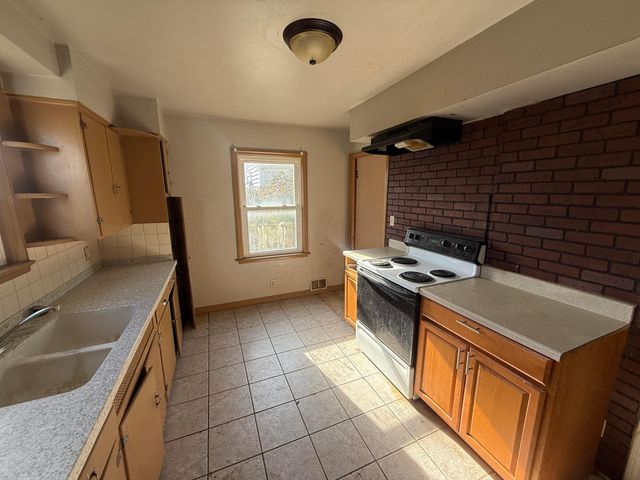 436 Larcomb Avenue, Columbus, OH 43223