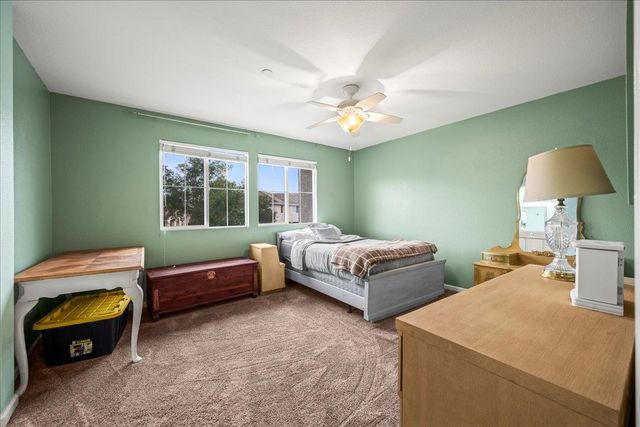 1902 Esplanade Cir, Folsom, CA 95630