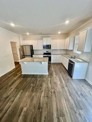 2728 Piper Drive, South Fulton, GA 30331