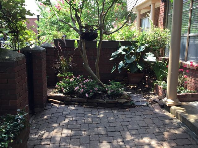 1103 Dulles Avenue 603, Stafford, TX 77477