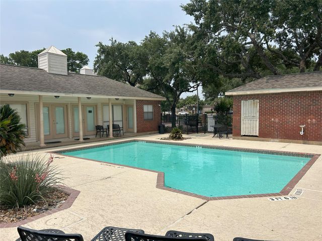 1103 Dulles Avenue 603, Stafford, TX 77477