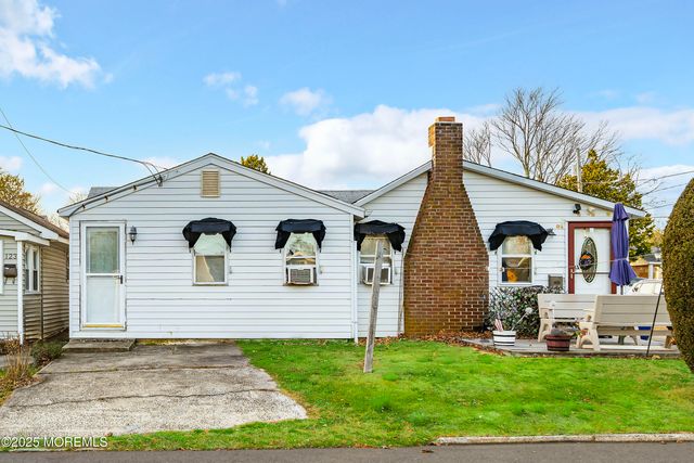 601 Central Avenue, Spring Lake Heights, NJ 07762