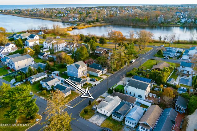 601 Central Avenue, Spring Lake Heights, NJ 07762