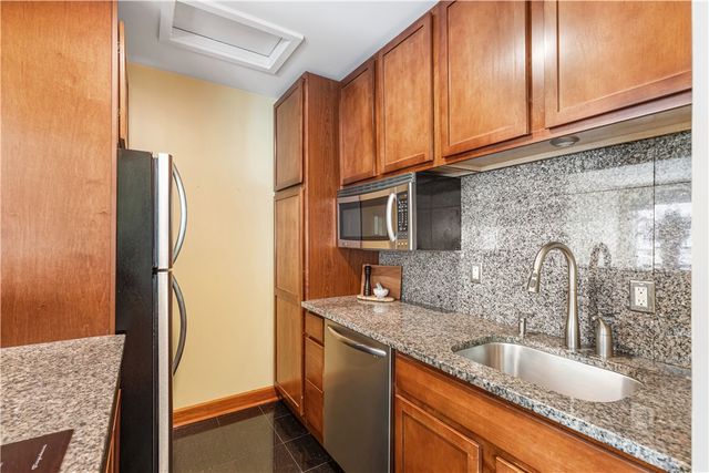 388 South Main Street 52, Providence, RI 02903