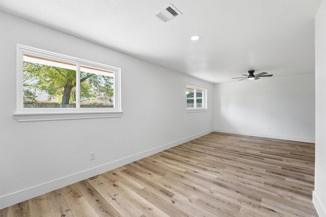 7223 Stonegate Drive, Houston, TX 77040