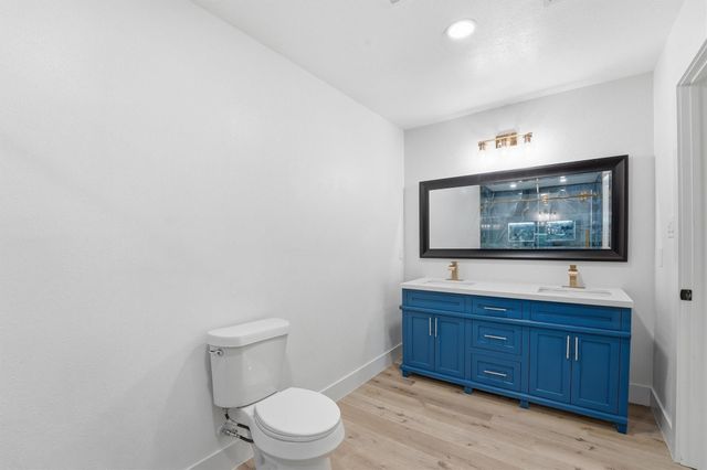 7223 Stonegate Drive, Houston, TX 77040