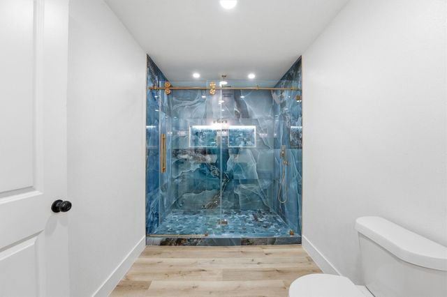 7223 Stonegate Drive, Houston, TX 77040