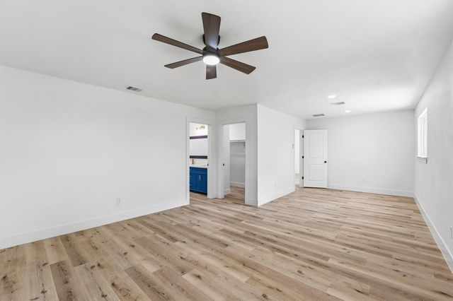 7223 Stonegate Drive, Houston, TX 77040