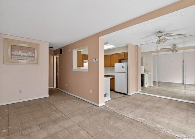 623 ILYSSA Way, Staten Island, NY 10312