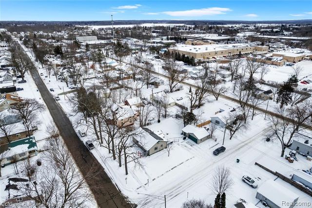 413 Turrill Avenue, Lapeer, MI 48446