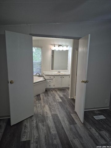 1238 QAPPUELLA DR, Canyon Lake, TX 78133