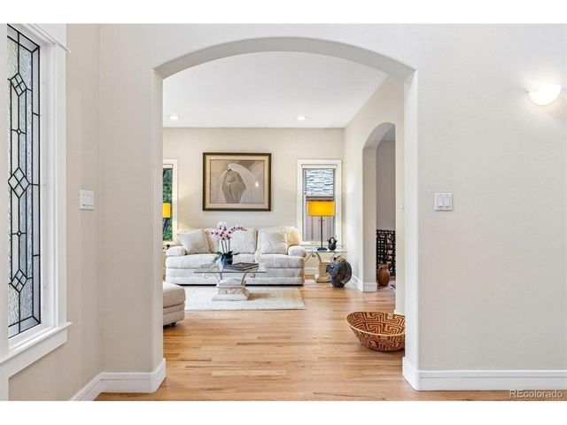 1108 S Steele St, Denver, CO 80210