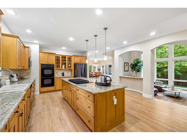 1108 S Steele St, Denver, CO 80210