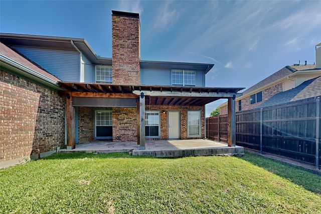 1305 Barclay Drive, Carrollton, TX 75007