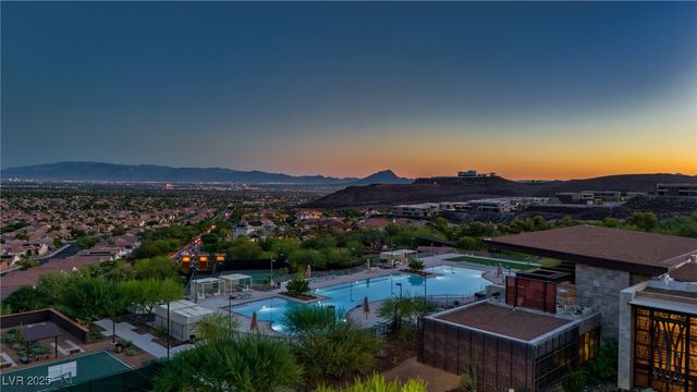 25 Sanctuary Peak Court, Henderson, NV 89012