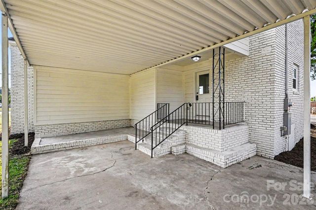 405 Aquadale Road, Albemarle, NC 28001