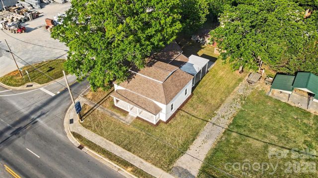 405 Aquadale Road, Albemarle, NC 28001