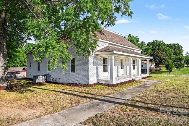405 Aquadale Road, Albemarle, NC 28001