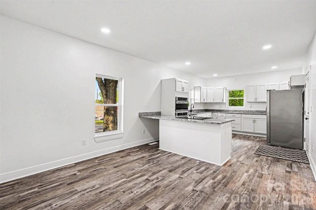 405 Aquadale Road, Albemarle, NC 28001