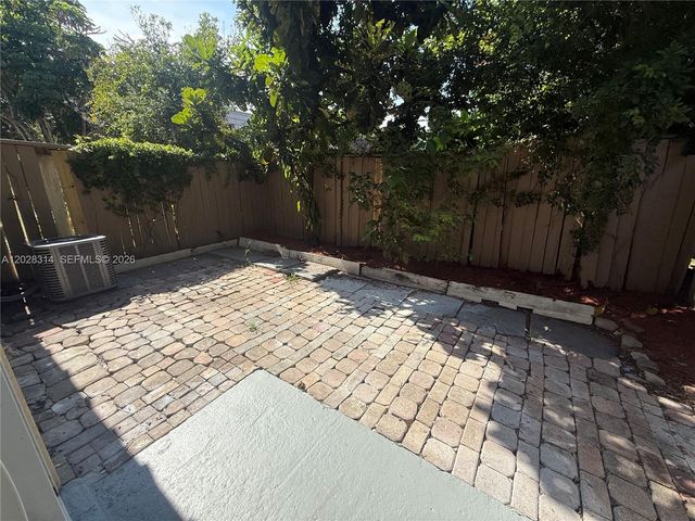 2216 NW 59th Way 63-A, Lauderhill, FL 33313