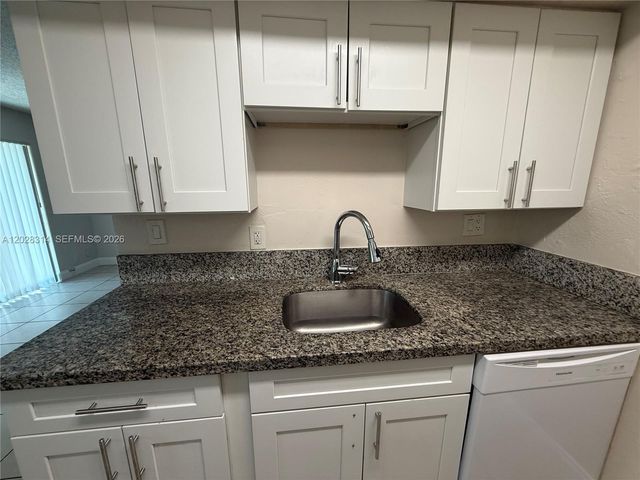 2216 NW 59th Way 63-A, Lauderhill, FL 33313