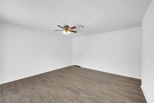 1919 Place Rebecca Lane H2, Houston, TX 77090