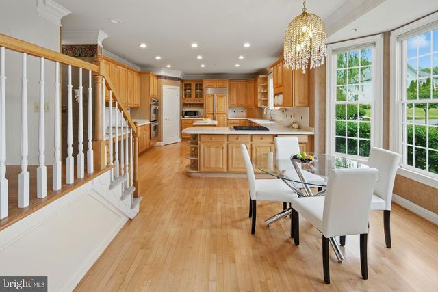 6211 YORKSHIRE TER, Bethesda, MD 20814