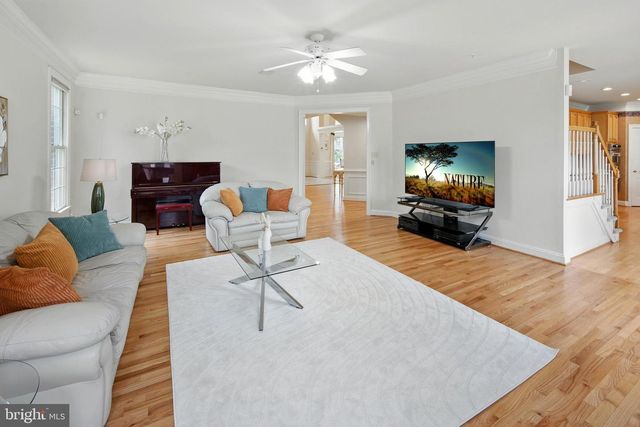 6211 YORKSHIRE TER, Bethesda, MD 20814