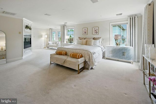 6211 YORKSHIRE TER, Bethesda, MD 20814