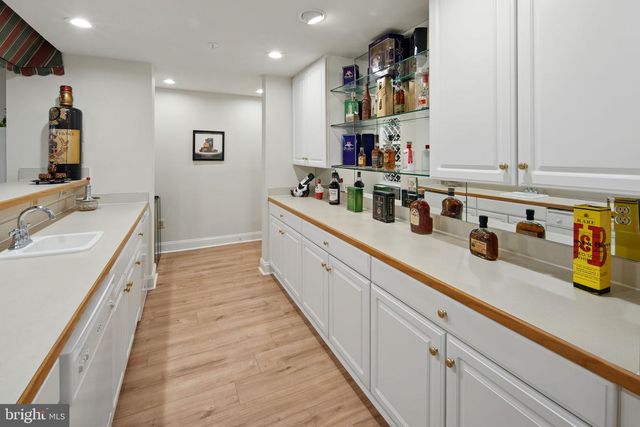6211 YORKSHIRE TER, Bethesda, MD 20814