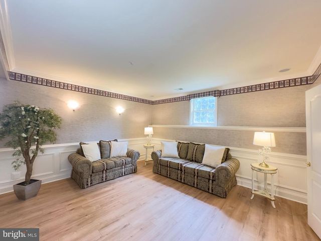 6211 YORKSHIRE TER, Bethesda, MD 20814