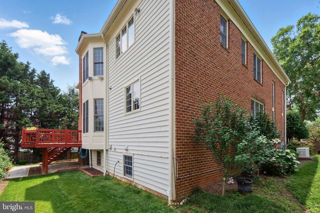 6211 YORKSHIRE TER, Bethesda, MD 20814