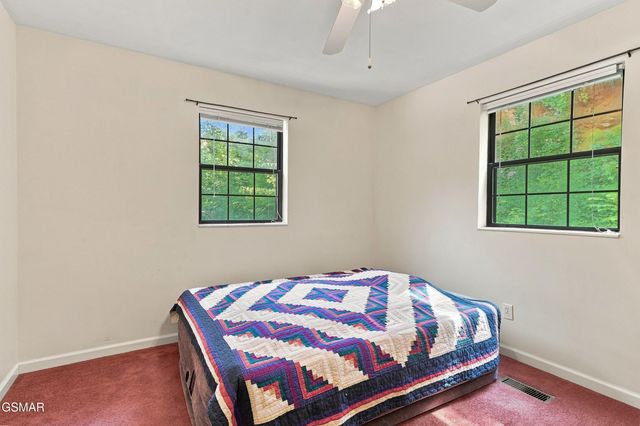 409 Jefferson Road, Gatlinburg, TN 37738