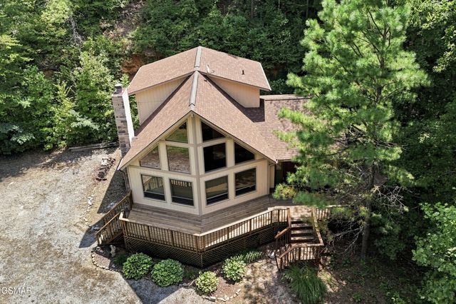 409 Jefferson Road, Gatlinburg, TN 37738