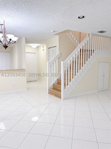 20844 NW 2nd St, Pembroke Pines, FL 33029