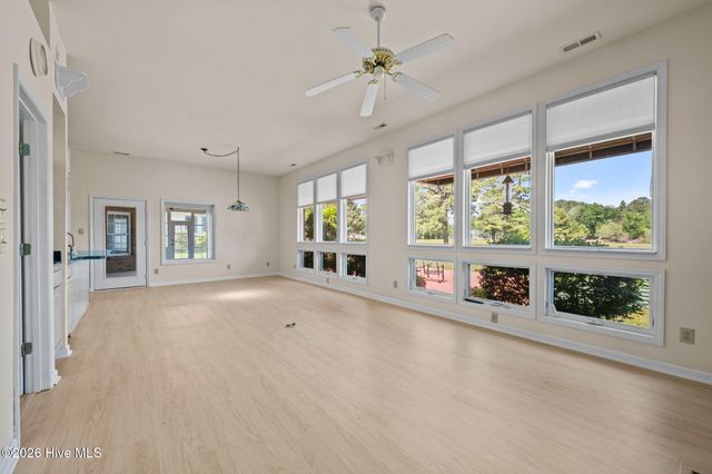 5917 Santo Domingo Court, New Bern, NC 28560